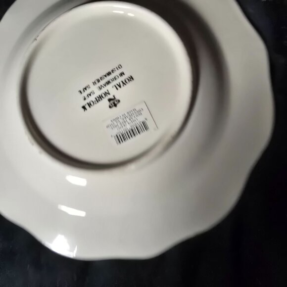 Set Of 3 Royal Norfolk Stoneware Christmas Plates - Picture 7 of 7